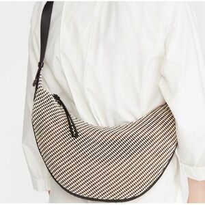 Rag & Bone Riser Woven Shoulder Bag Beige Black Crescent Hobo Mesh Adjustable